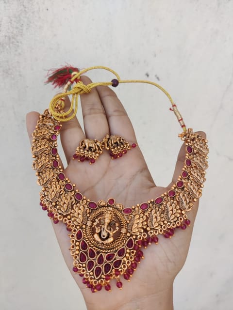 Red Ganesh set