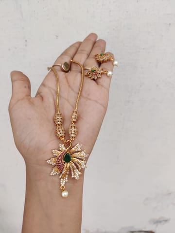 Peacock gold plated chain
