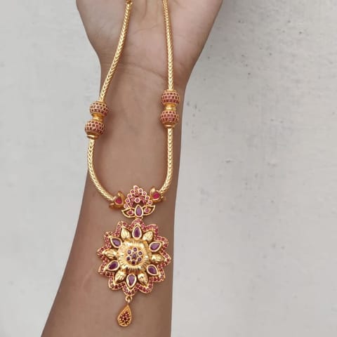 Ruby Microplated choker golden chain