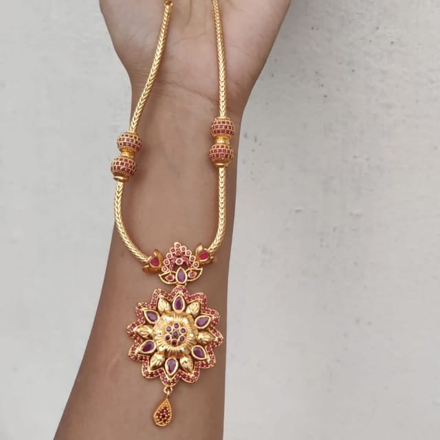 Ruby Microplated choker golden chain