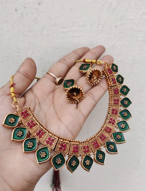 Palakka necklace 2