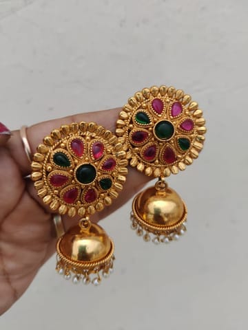 Antique round earrings