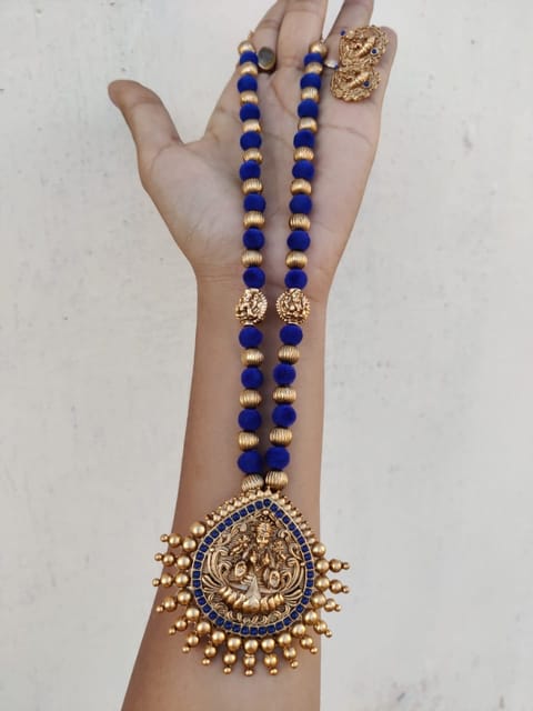 Blue lakshmi beads set