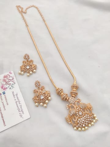 Gold plated white chain set long peacock