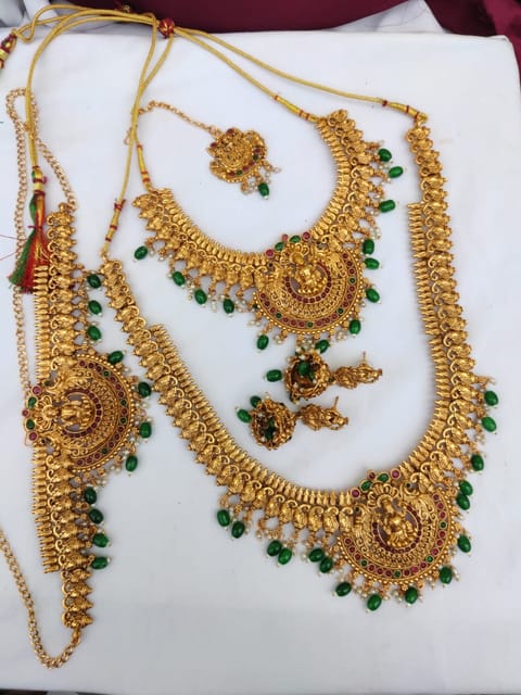 Temple semi set with green beads