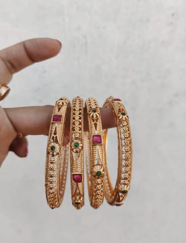 Set of 4 bangles 2.4